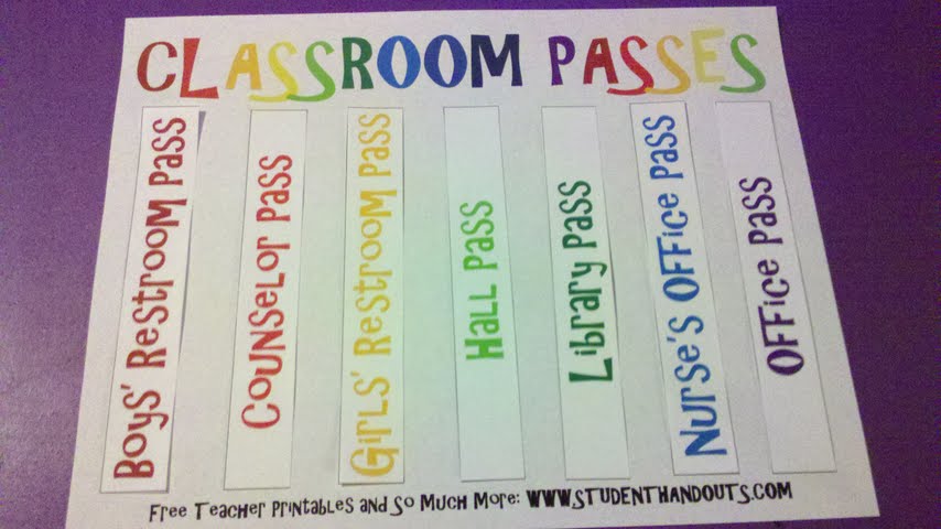DIY Hall Passes for the Classroom - Free to print (PDF).